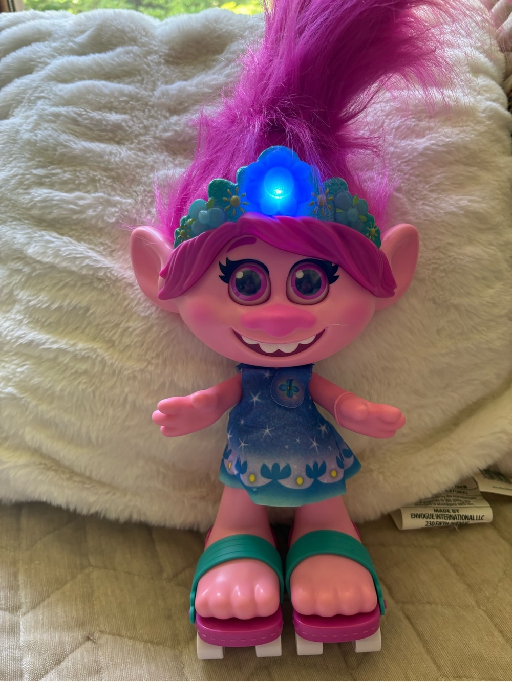 Dream Works Poppy the troll